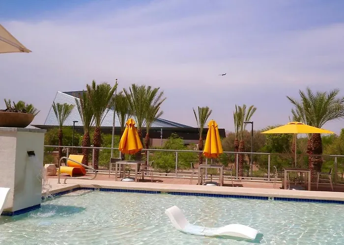 Apartment 2bedrooms Lakeview Loft Walk To Mill Ave And Asu Tempe