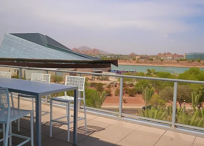 2bedrooms Lakeview Loft Walk To Mill Ave And Asu * Tempe